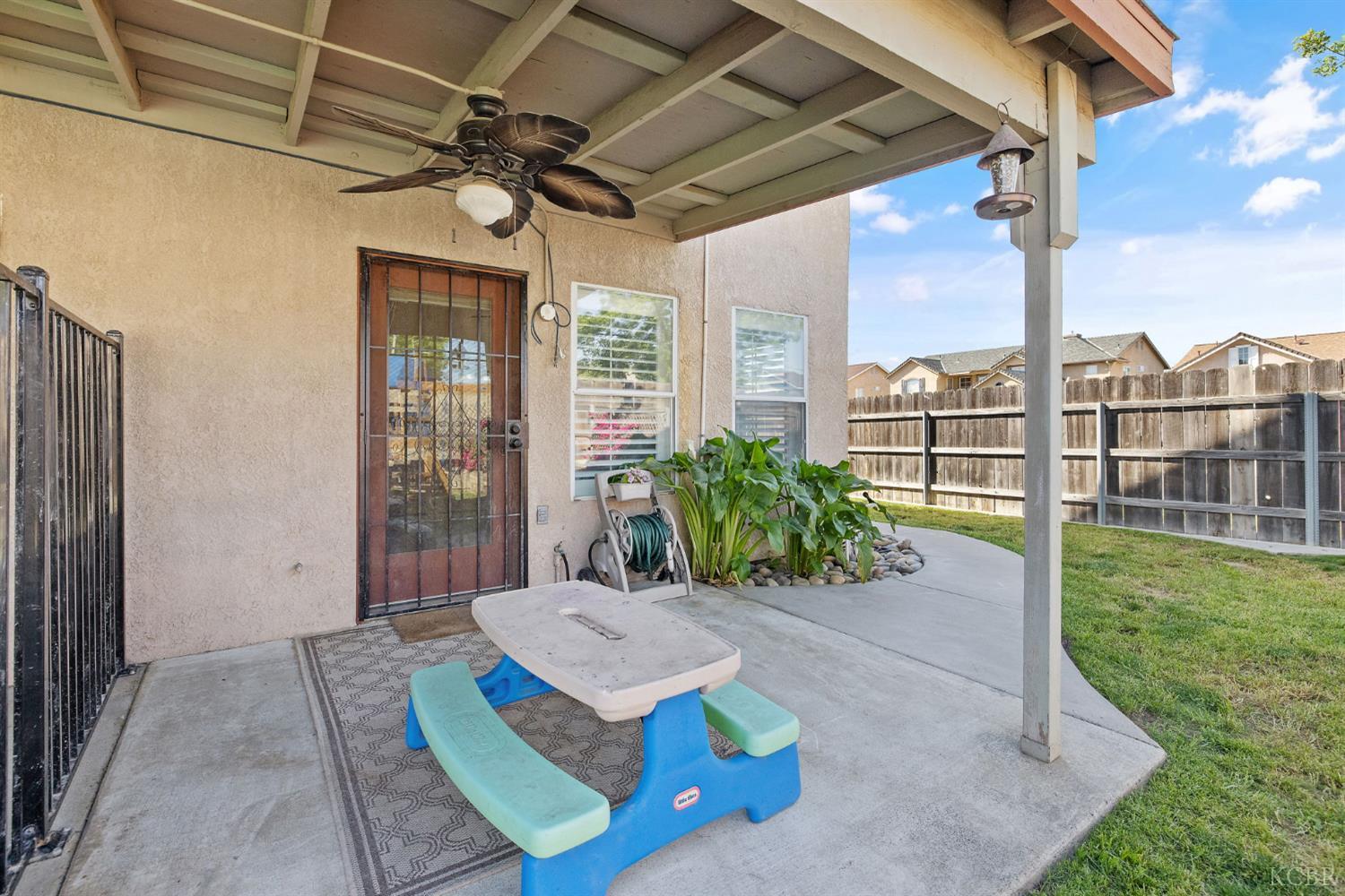 644 Contenta Ct, Lemoore, CA 93245