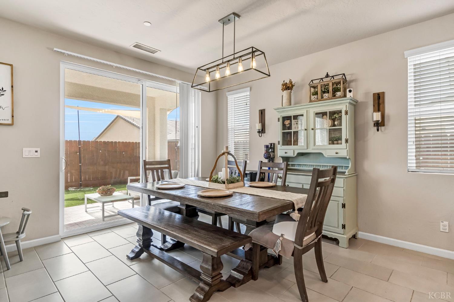 4158 Buckingham, Clovis, CA 93619