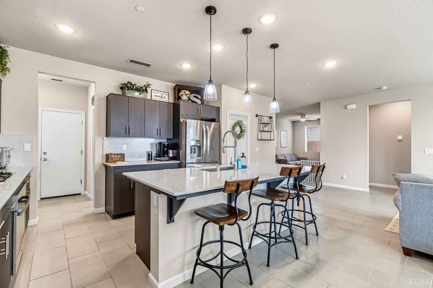 4158 Buckingham, Clovis, CA 93619