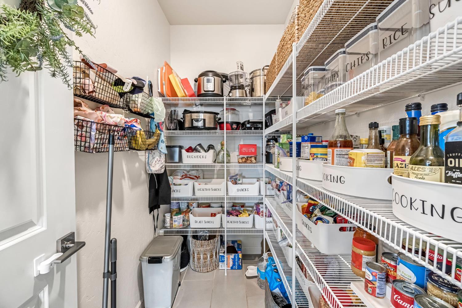 4158 Buckingham, Clovis, CA 93619