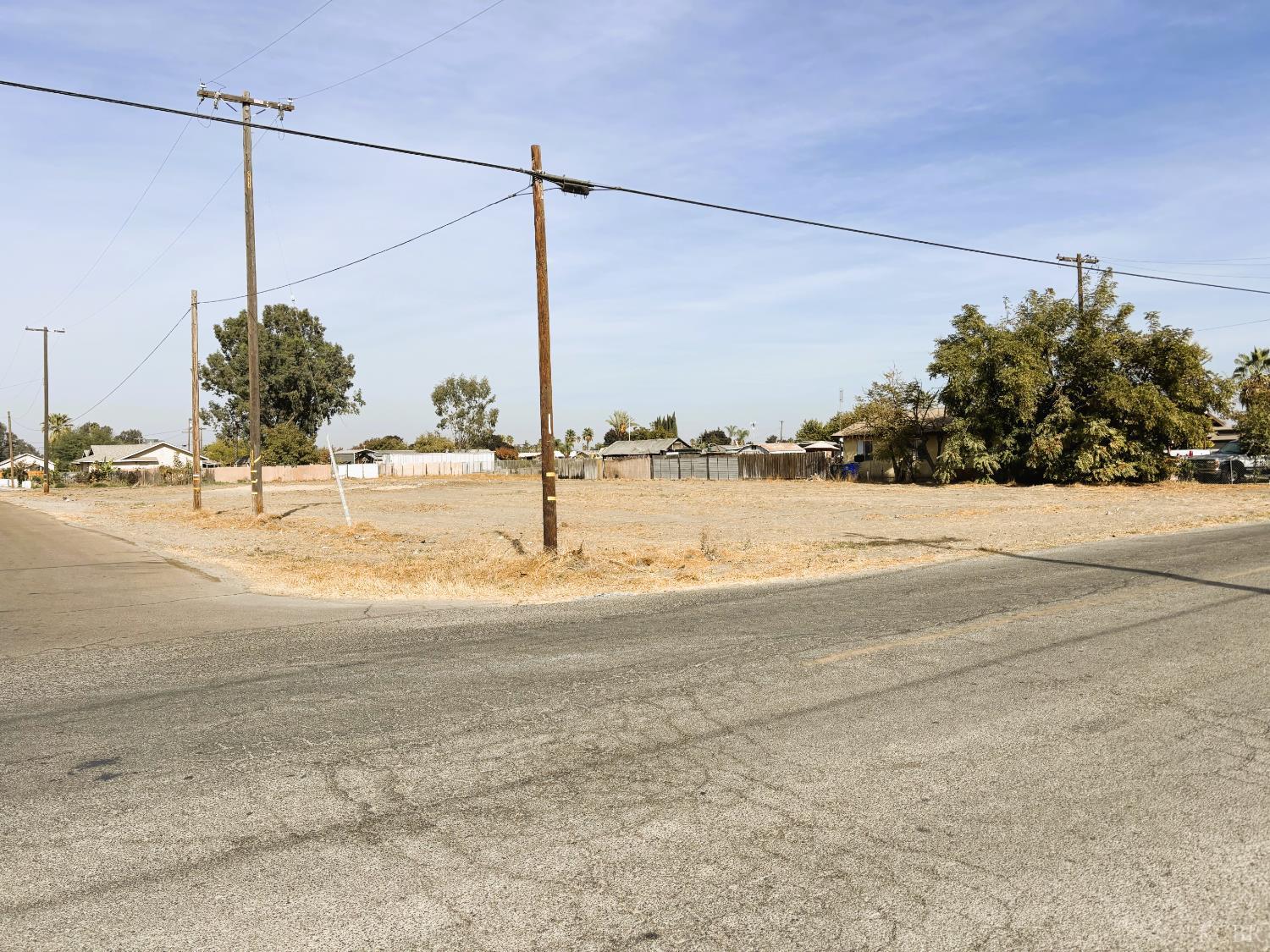 2744 Sherman Ave, Corcoran, CA 93212