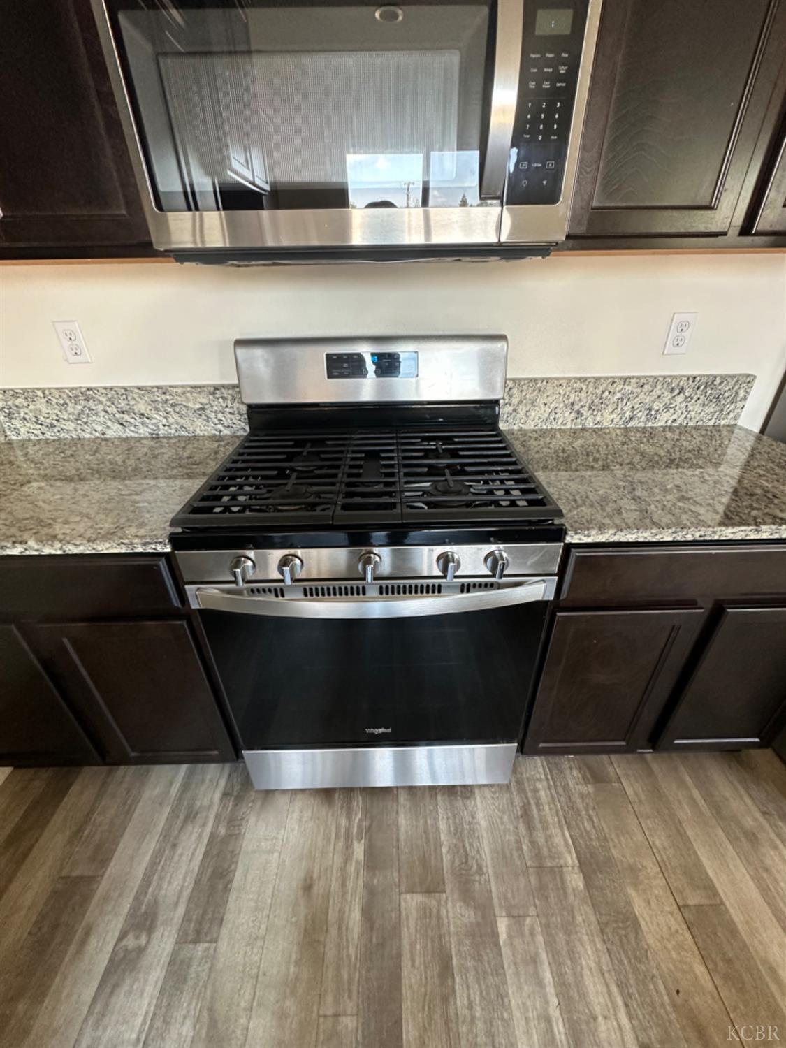 3728 E Kaweah Ave, Visalia, CA 93292