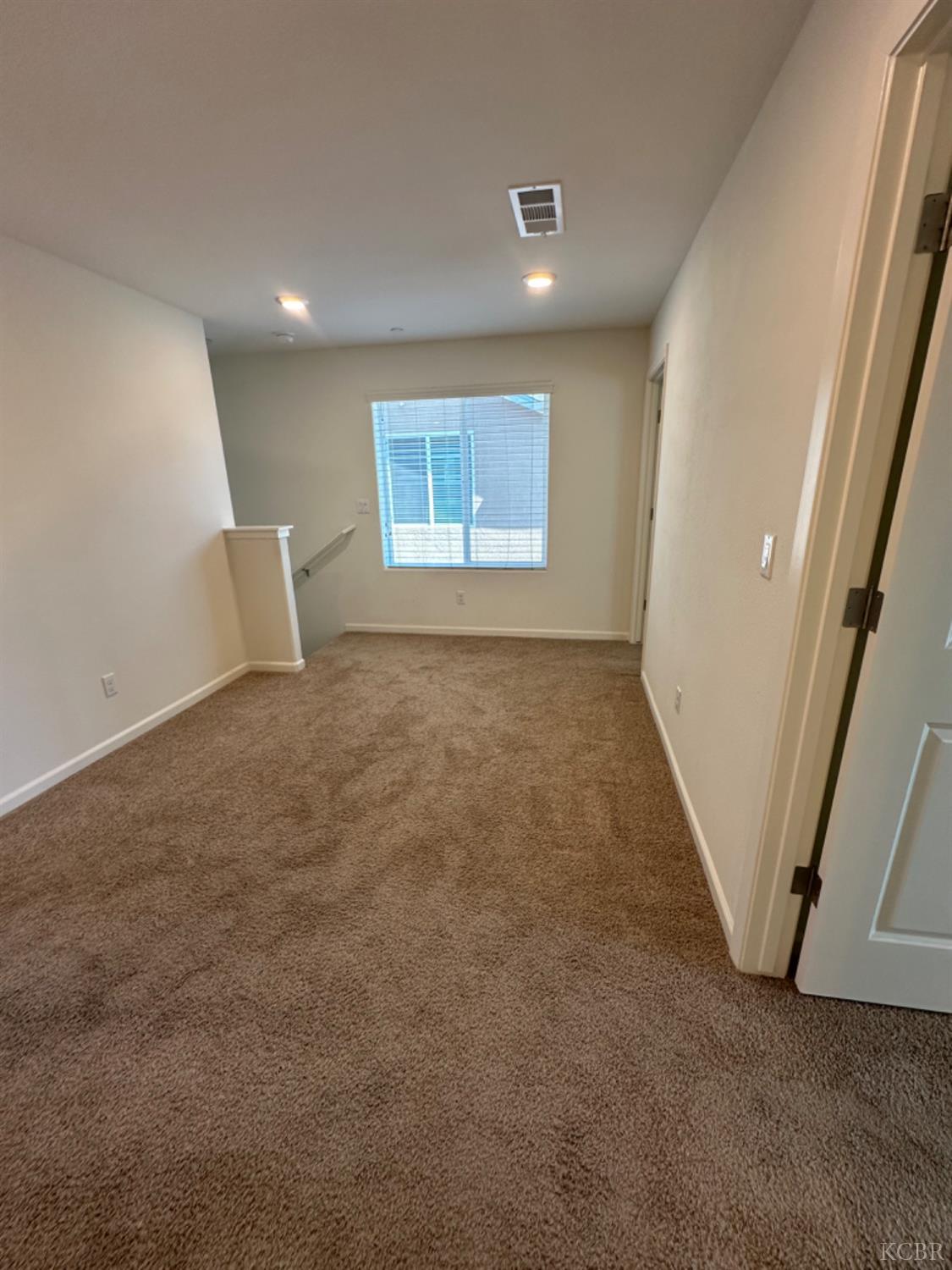 3728 E Kaweah Ave, Visalia, CA 93292