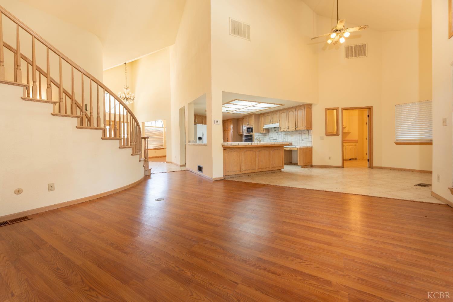 3714 W Woodside Ave, Visalia, CA 93291