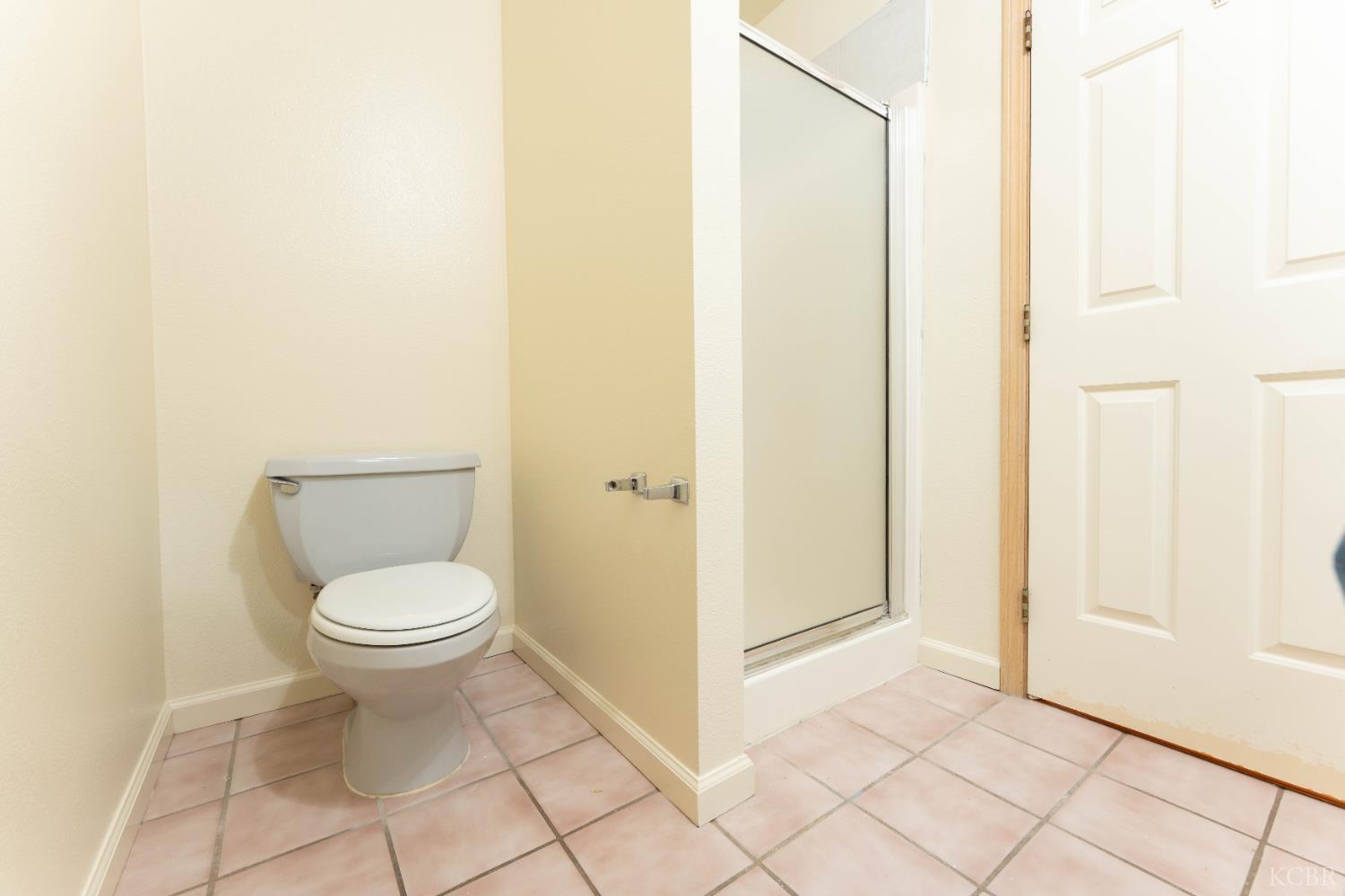 3714 W Woodside Ave, Visalia, CA 93291