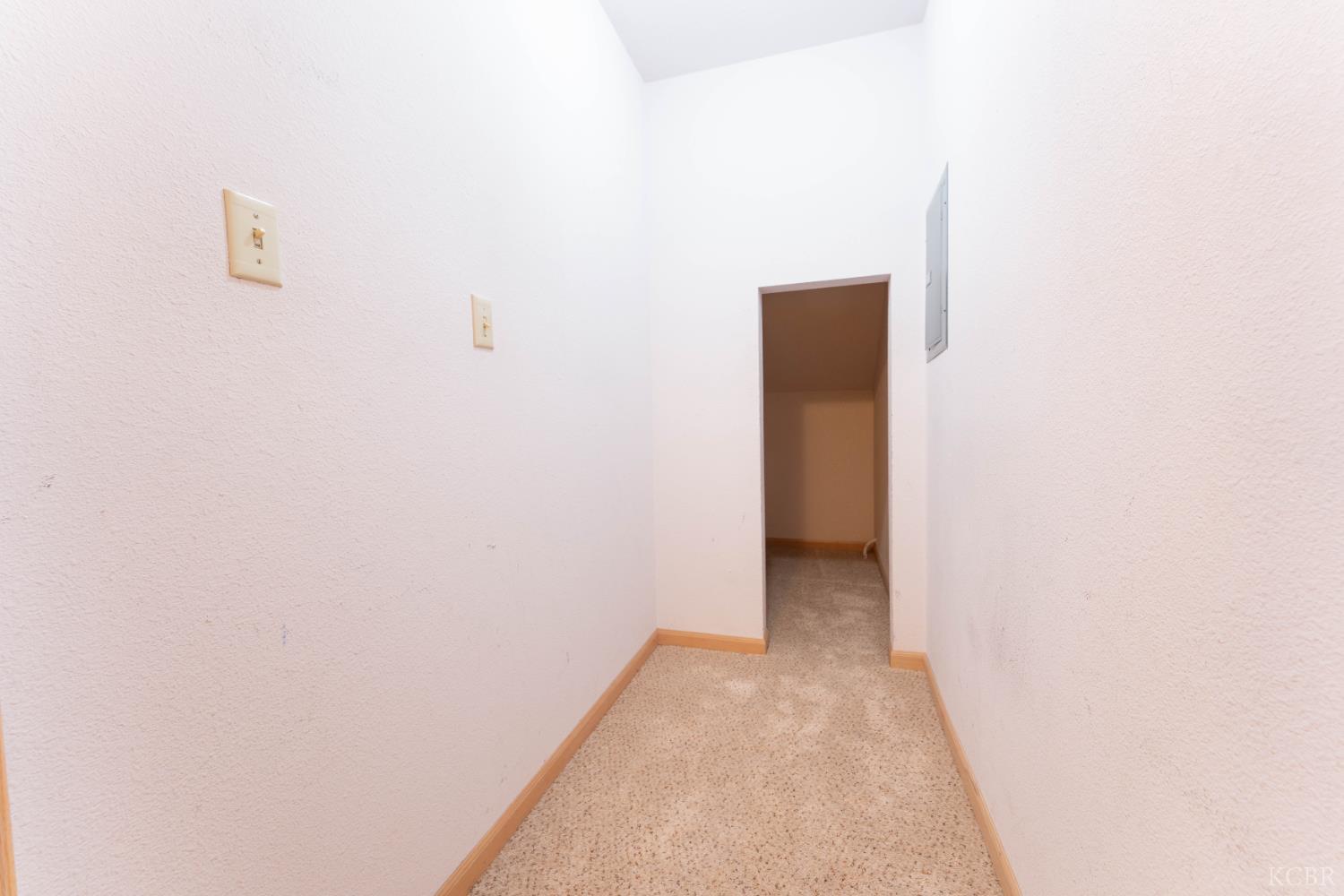 3714 W Woodside Ave, Visalia, CA 93291