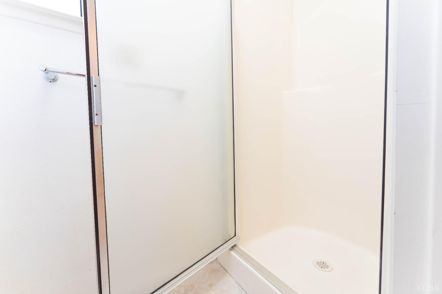 3714 W Woodside Ave, Visalia, CA 93291