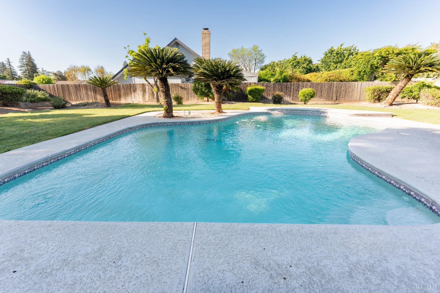 3714 W Woodside Ave, Visalia, CA 93291