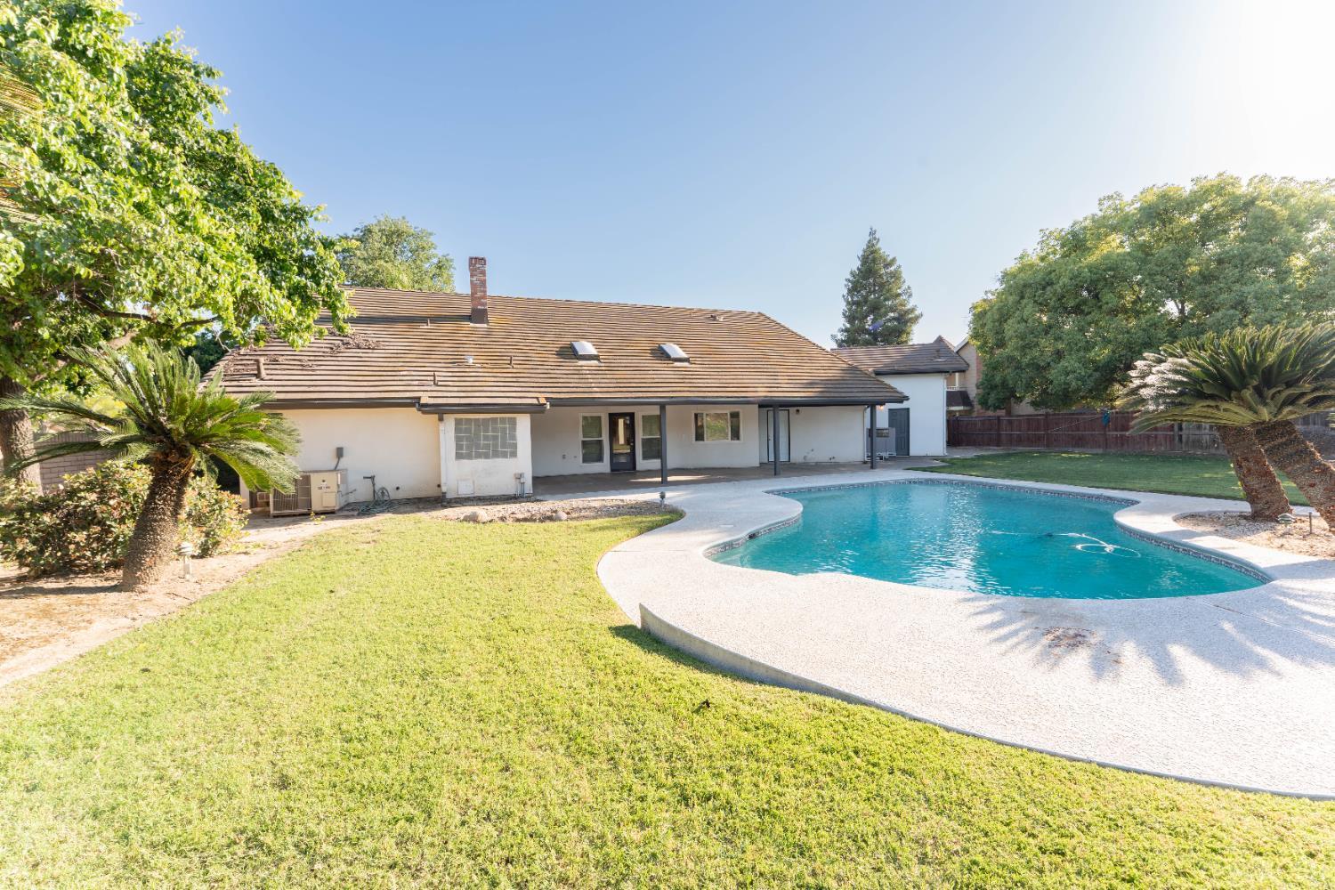 3714 W Woodside Ave, Visalia, CA 93291