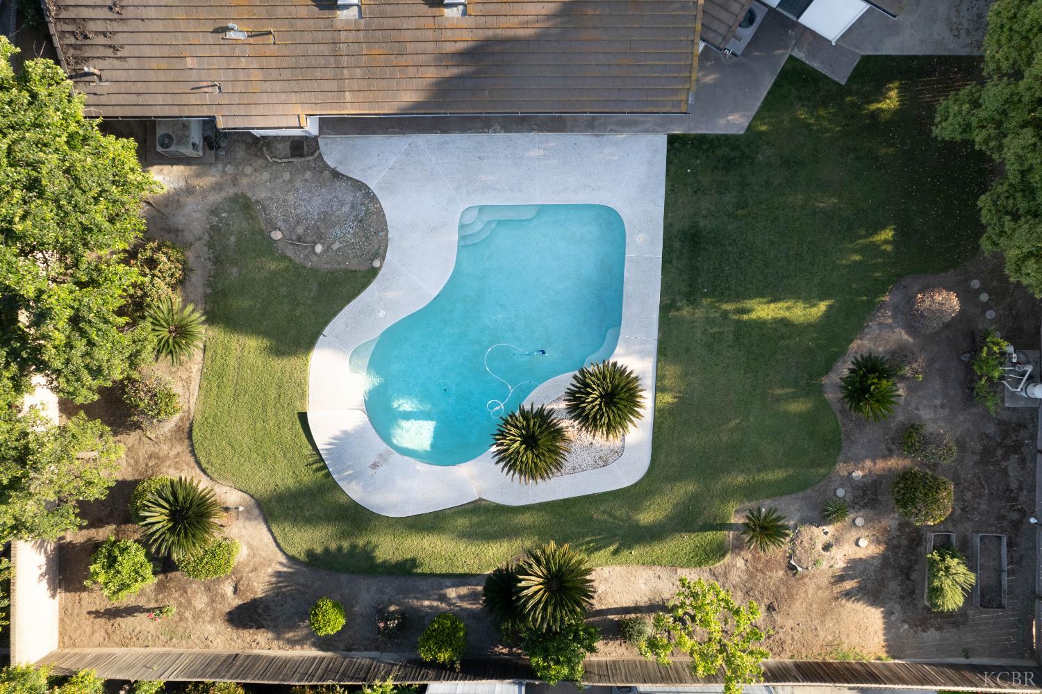 3714 W Woodside Ave, Visalia, CA 93291