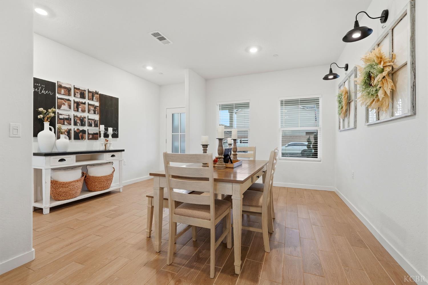 4449 N Phoenix Ave, Fresno, CA 93723