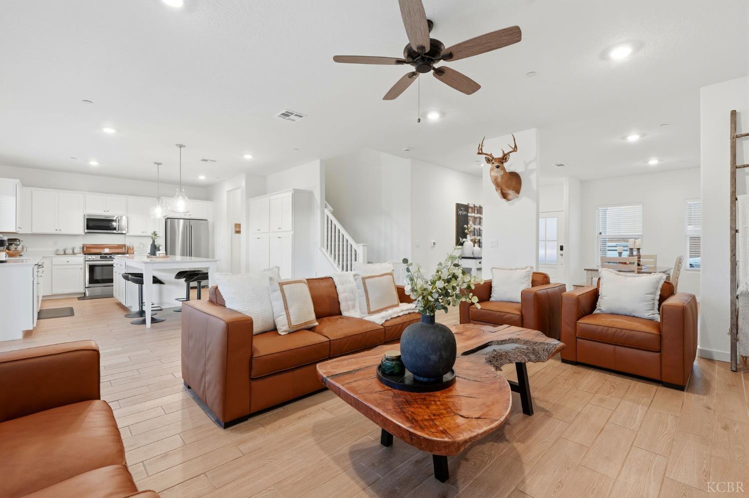 4449 N Phoenix Ave, Fresno, CA 93723