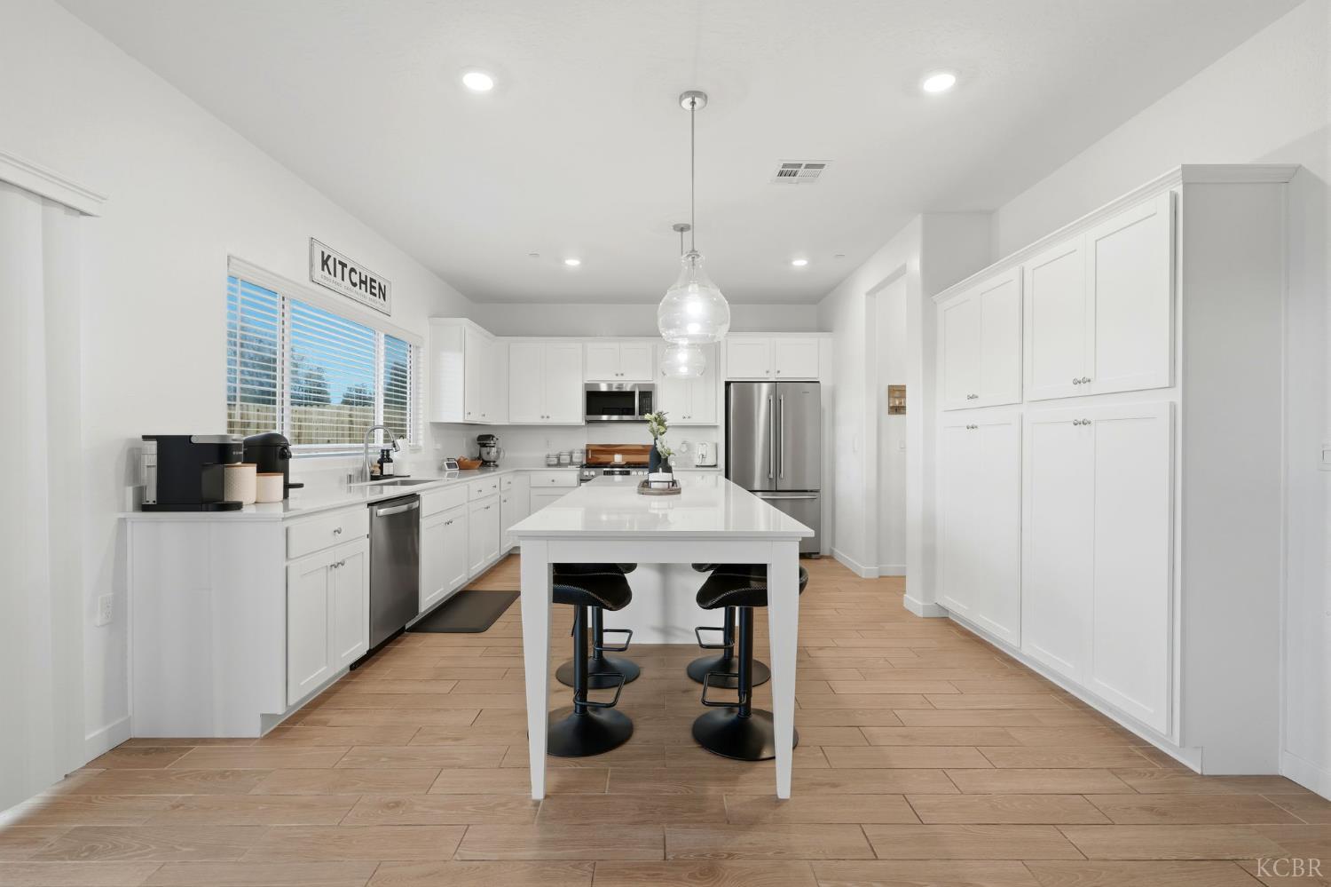 4449 N Phoenix Ave, Fresno, CA 93723