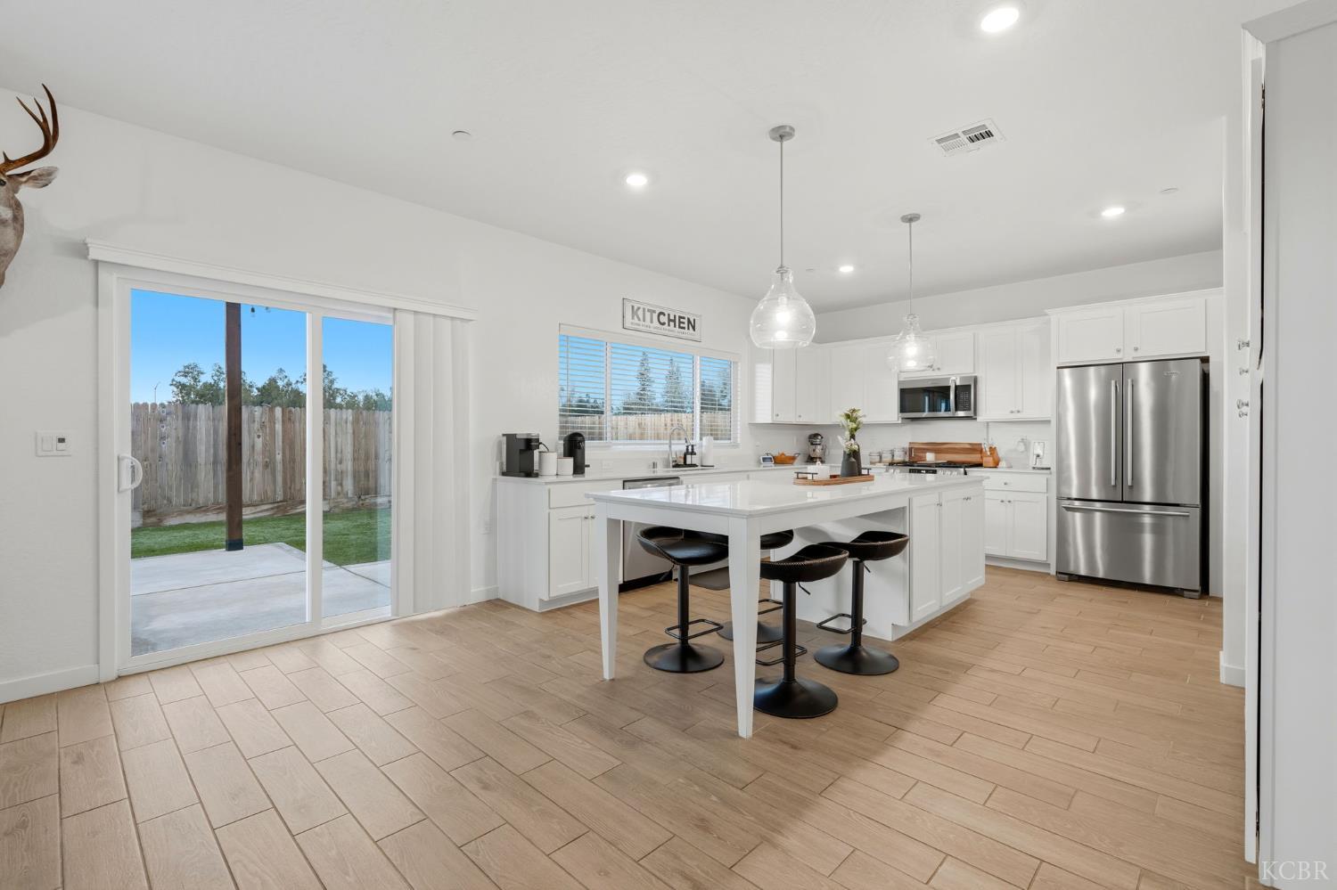 4449 N Phoenix Ave, Fresno, CA 93723