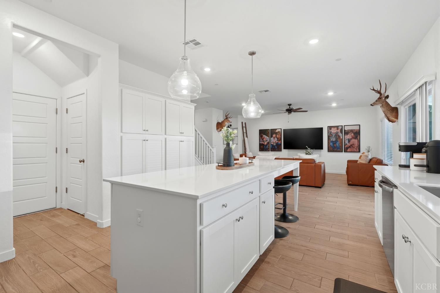 4449 N Phoenix Ave, Fresno, CA 93723