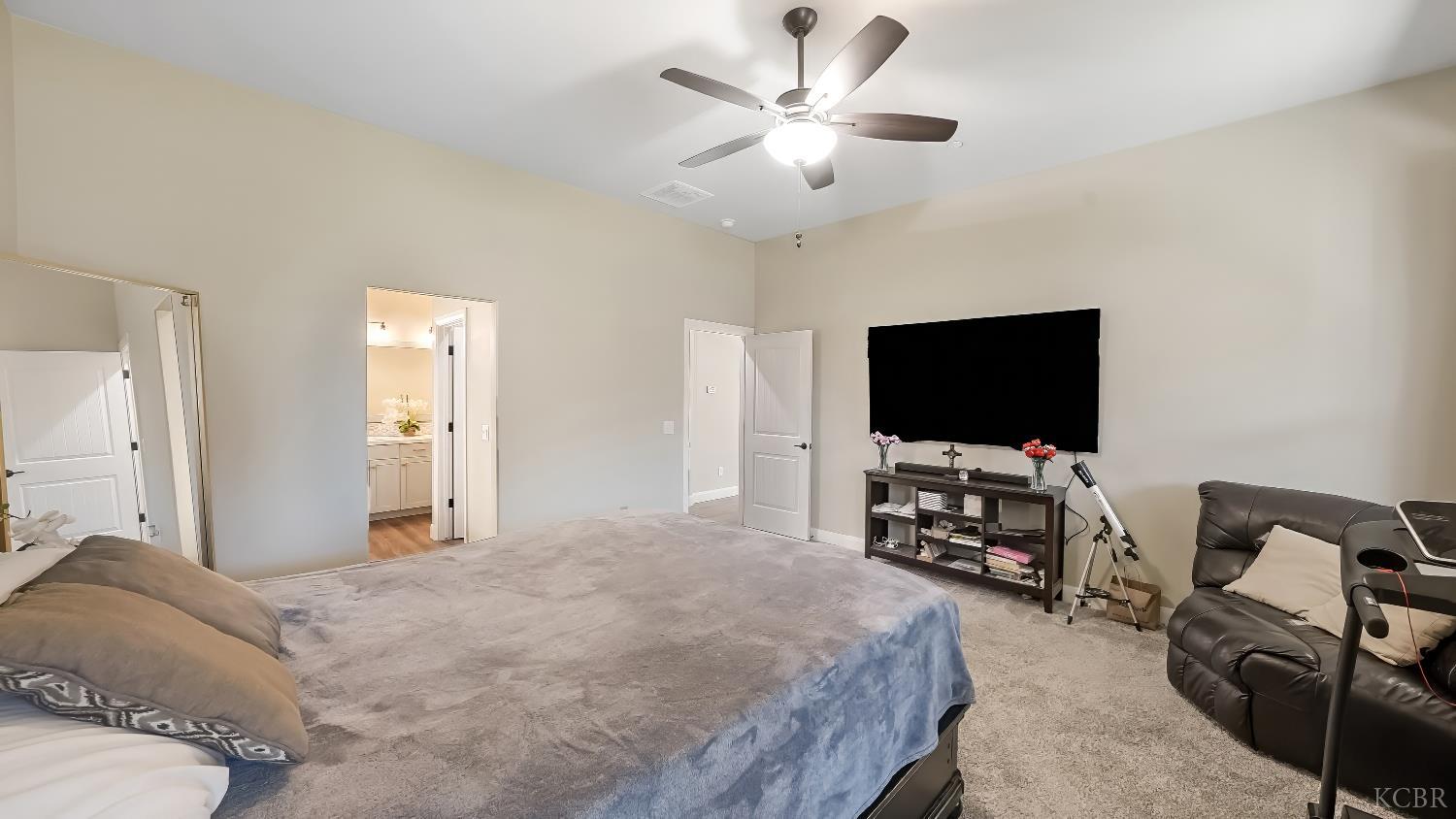 2067 Mount Stewart Ave, Tulare, CA 93274