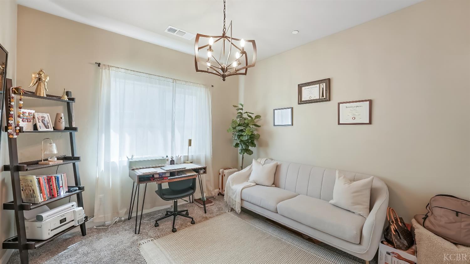 2067 Mount Stewart Ave, Tulare, CA 93274