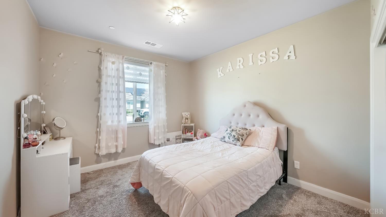 2067 Mount Stewart Ave, Tulare, CA 93274