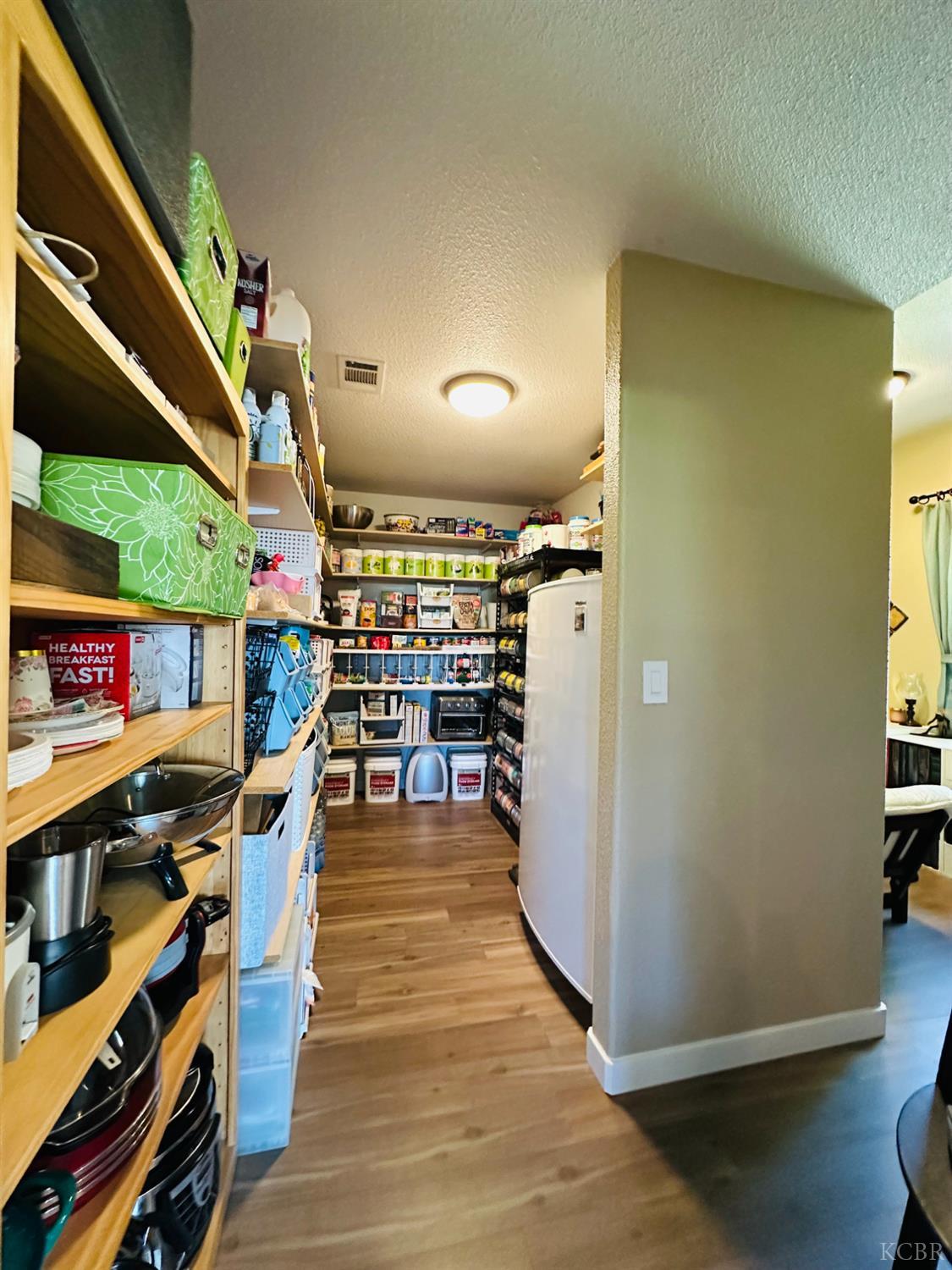 746 W Willow, Hanford, CA 93230