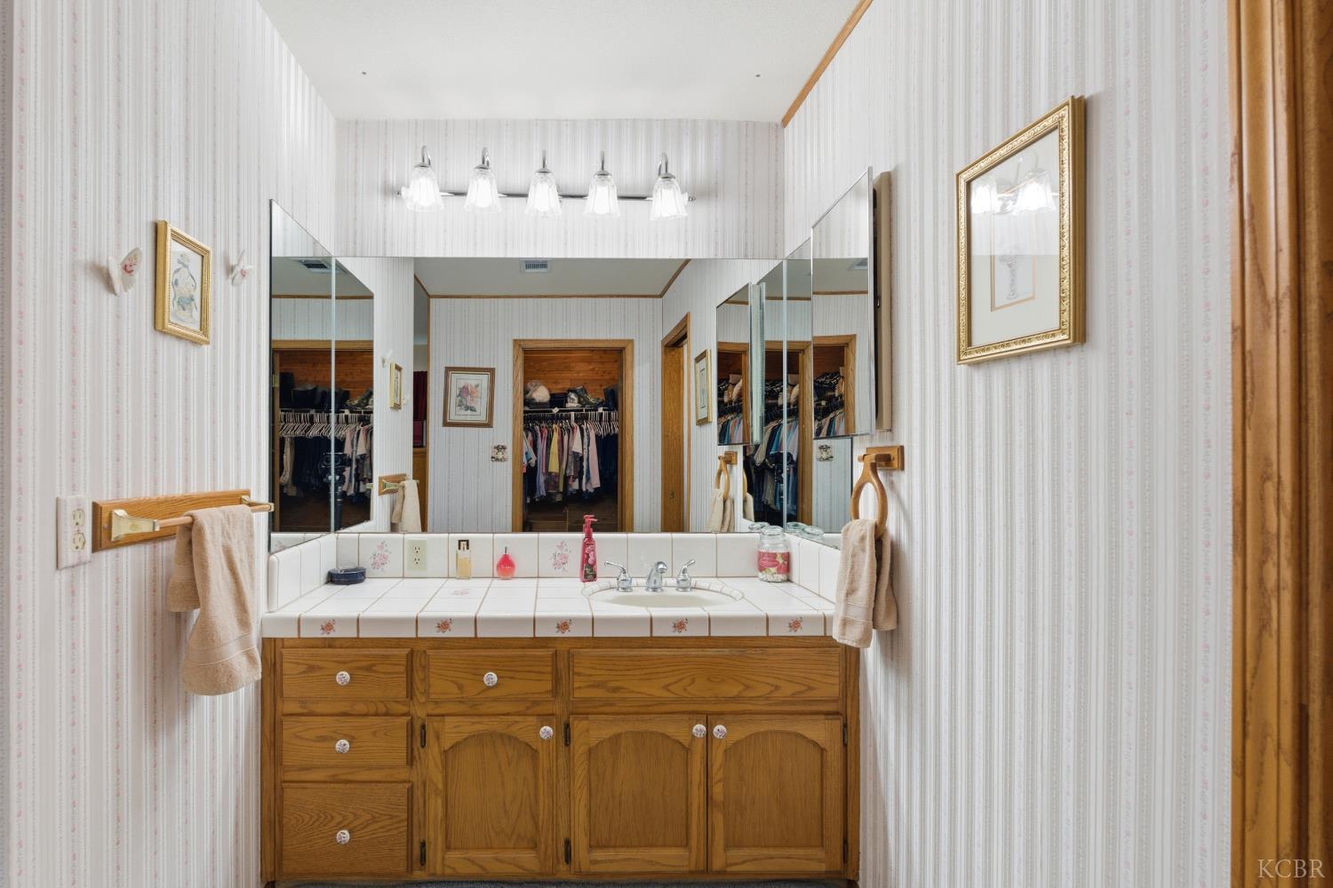 9609 Highway 41, Lemoore, CA 93245