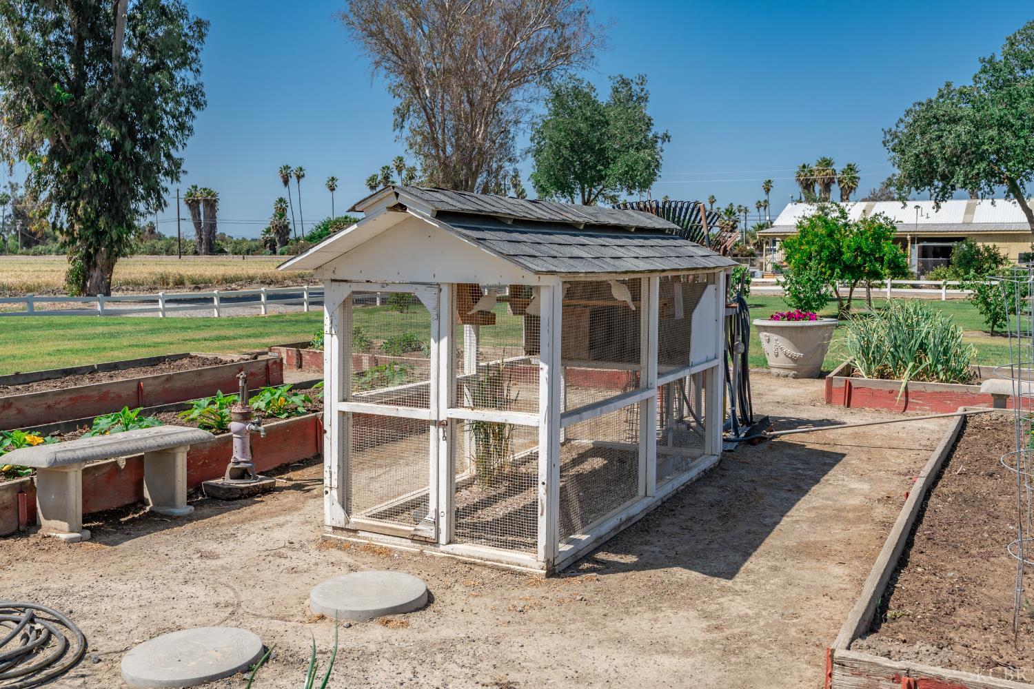 9609 Highway 41, Lemoore, CA 93245