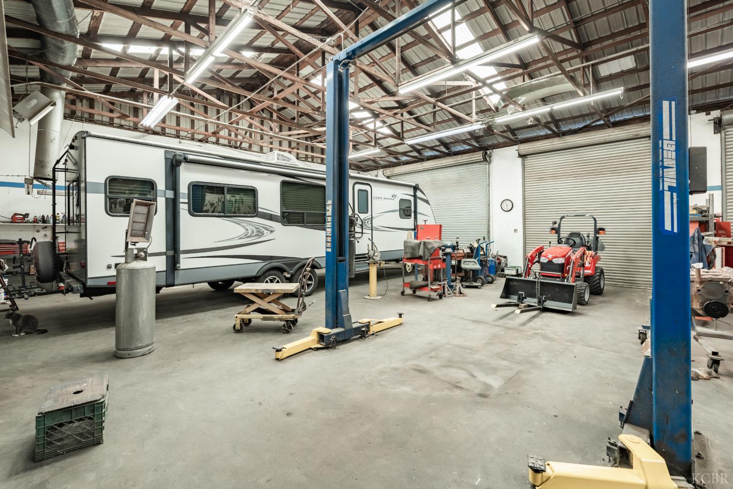 9609 Highway 41, Lemoore, CA 93245