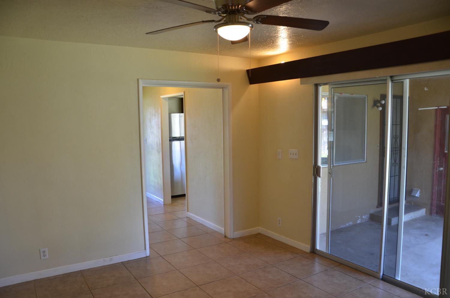 320 Byron Ct, Lemoore, CA 93245