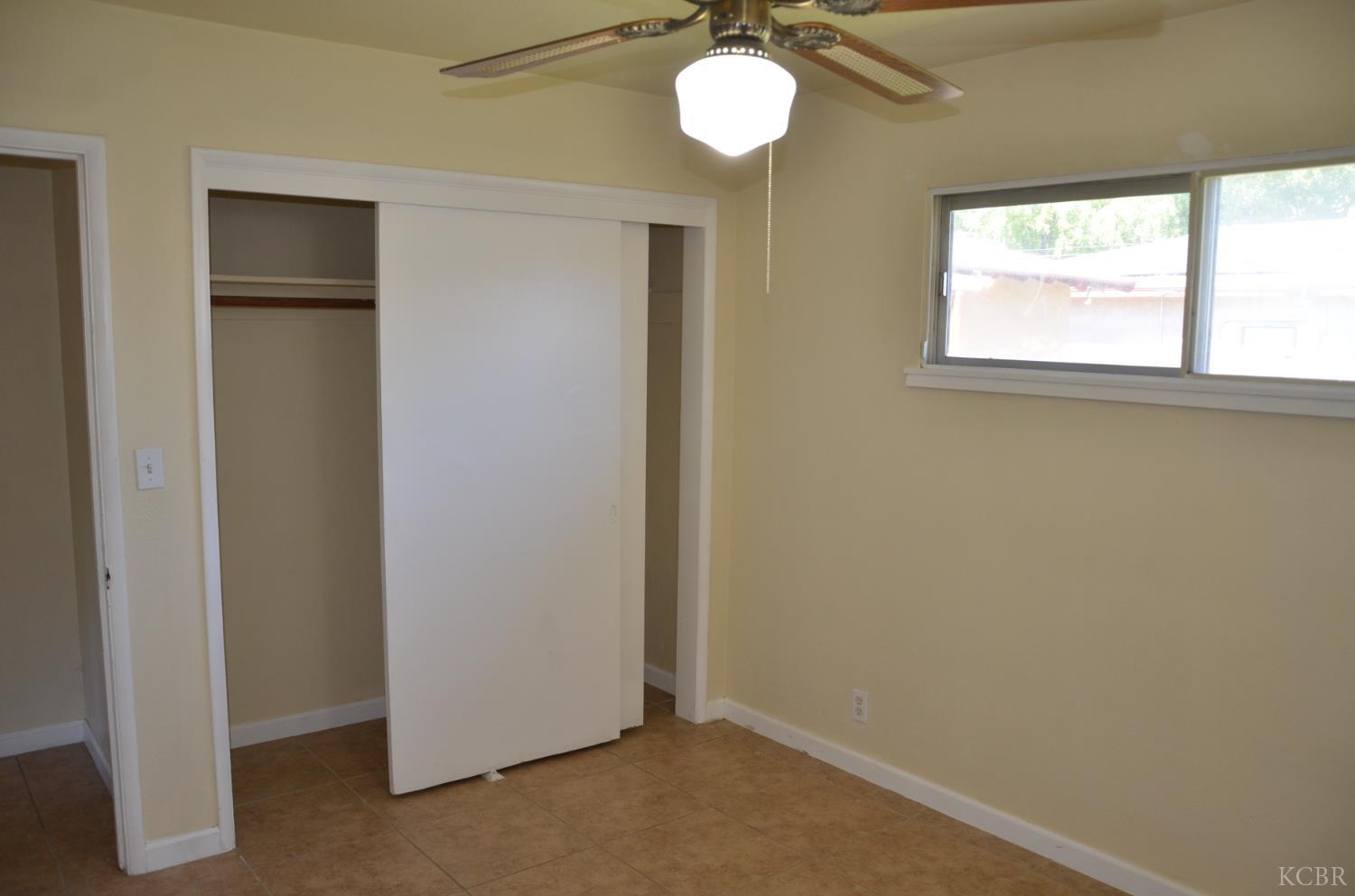 320 Byron Ct, Lemoore, CA 93245