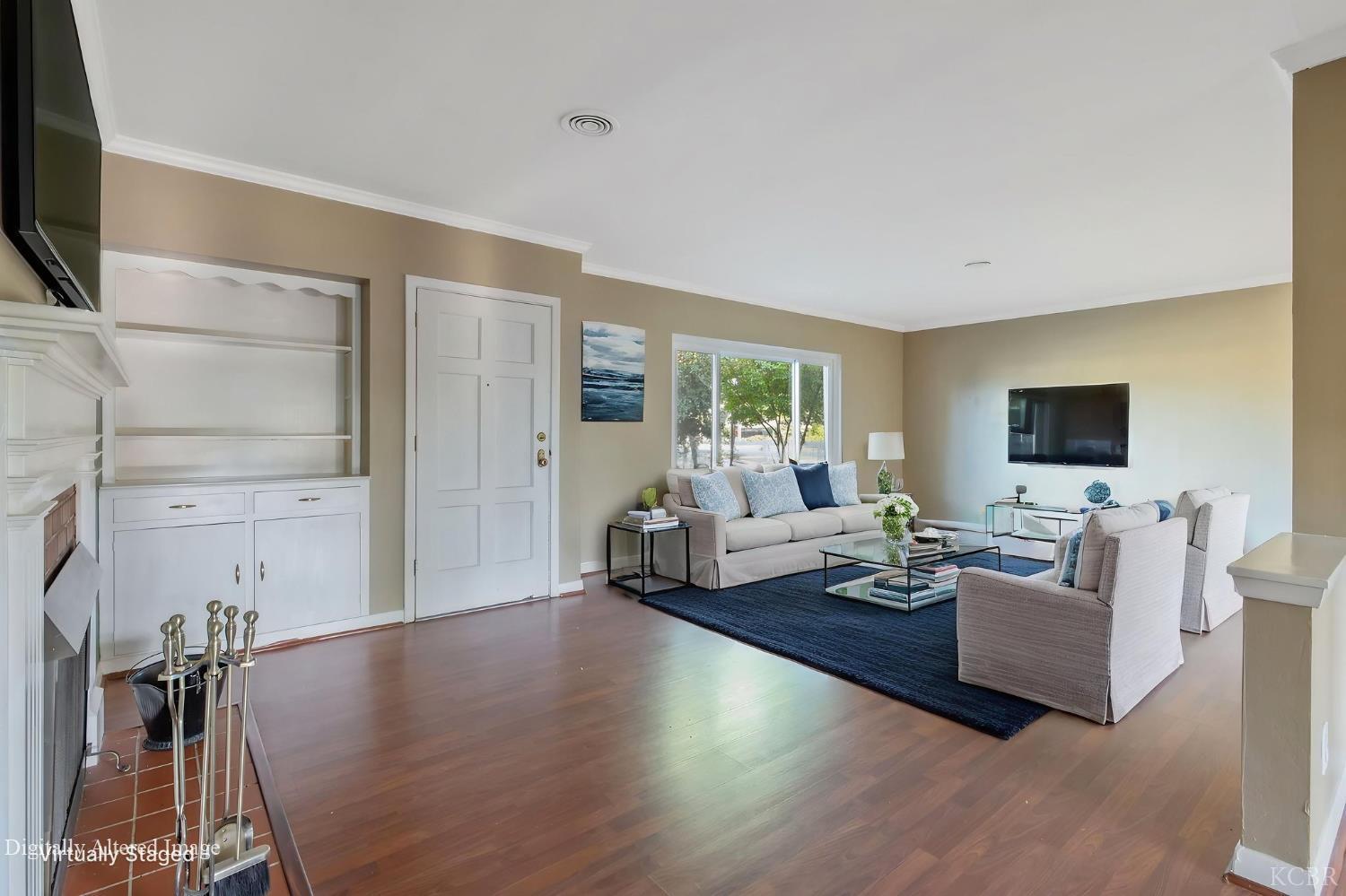 8518 12th Ave, Hanford, CA 93230