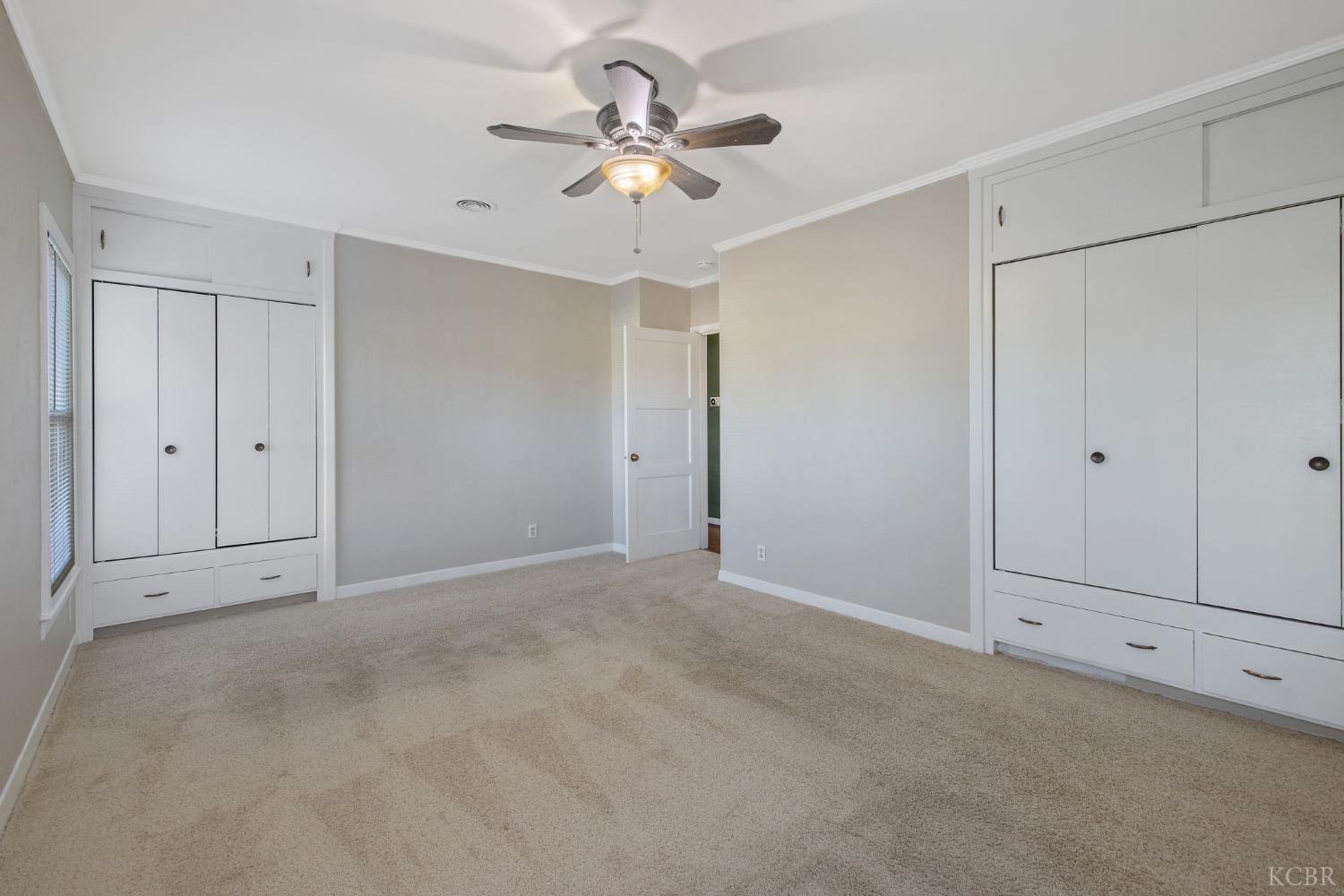 8518 12th Ave, Hanford, CA 93230