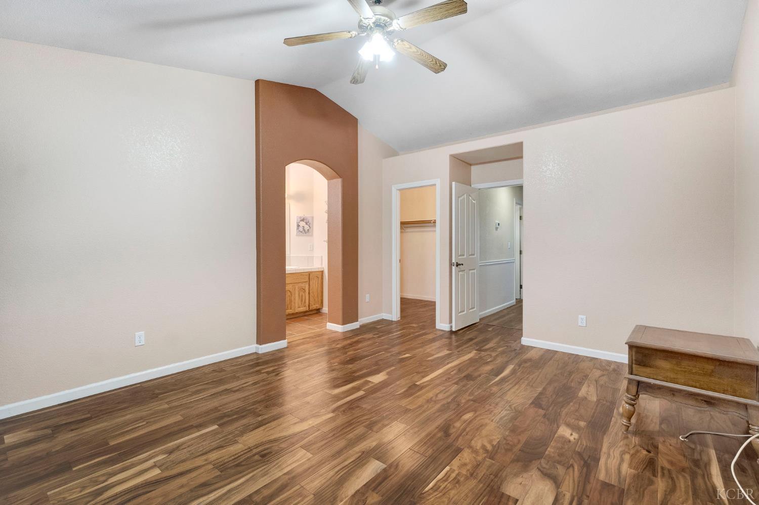 2059 Saratoga Pl, Hanford, CA 93230