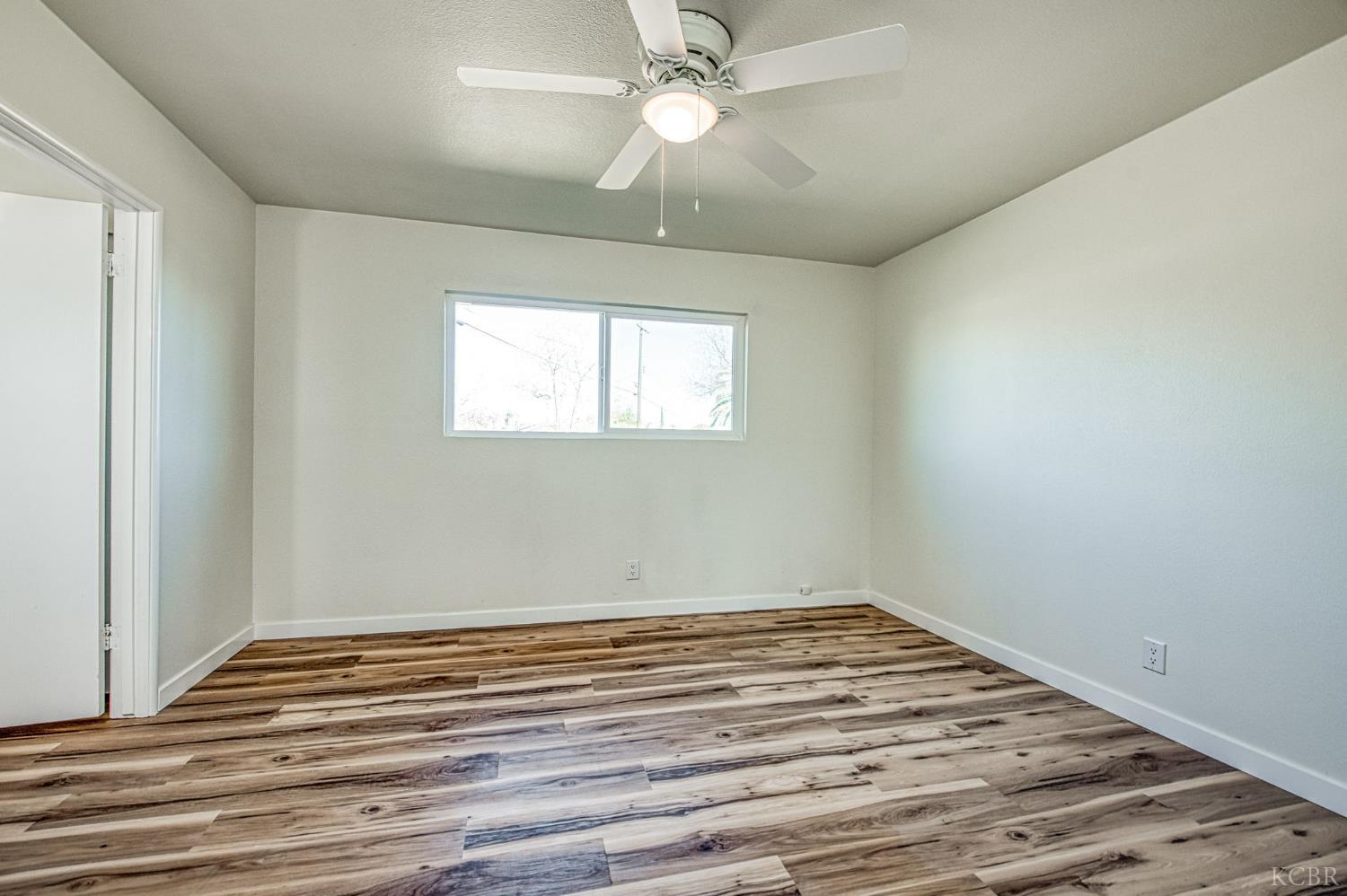 1167 Cling Cir, Hanford, CA 93230