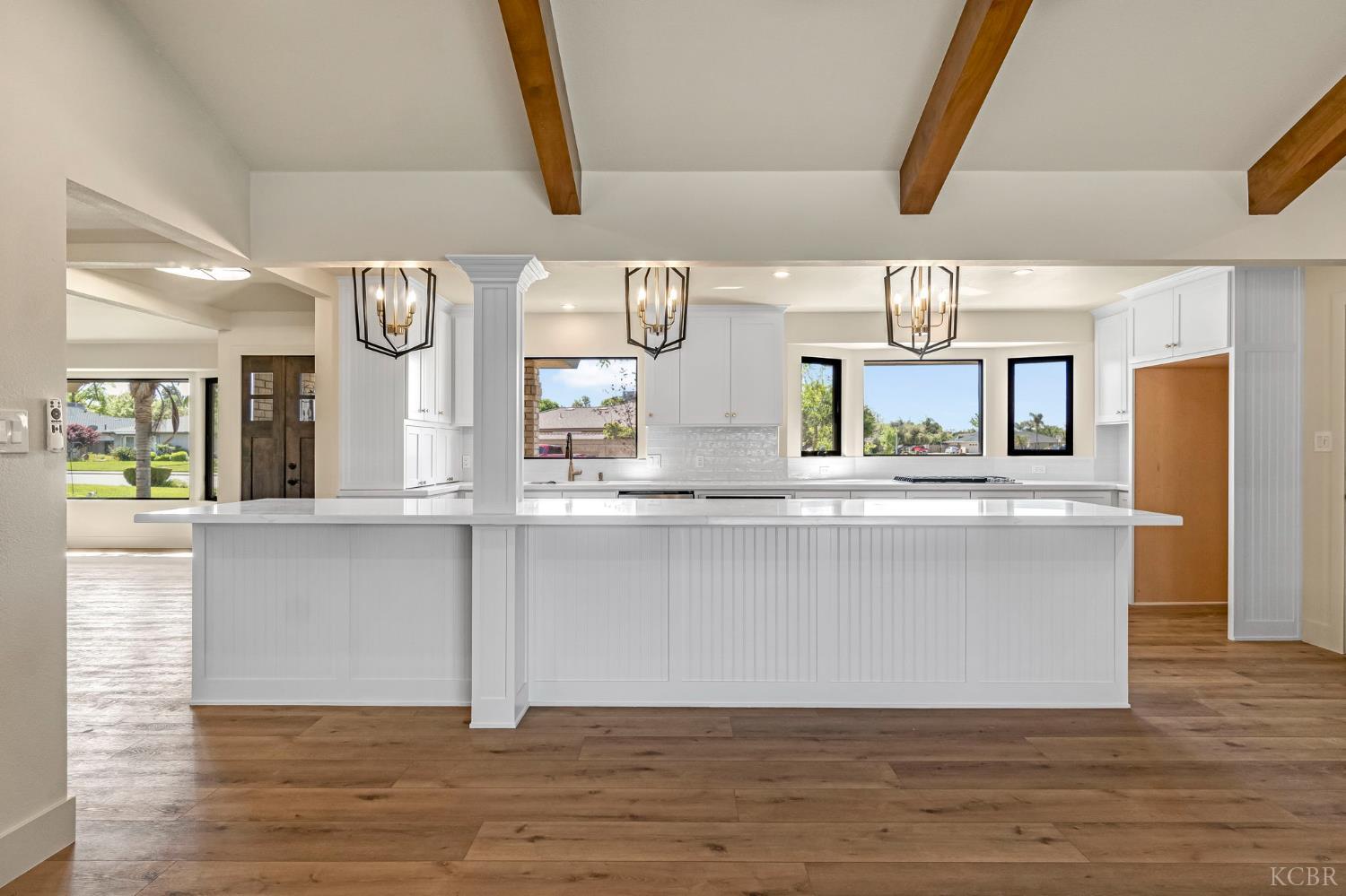 300 W Adrian Way, Hanford, CA 93230