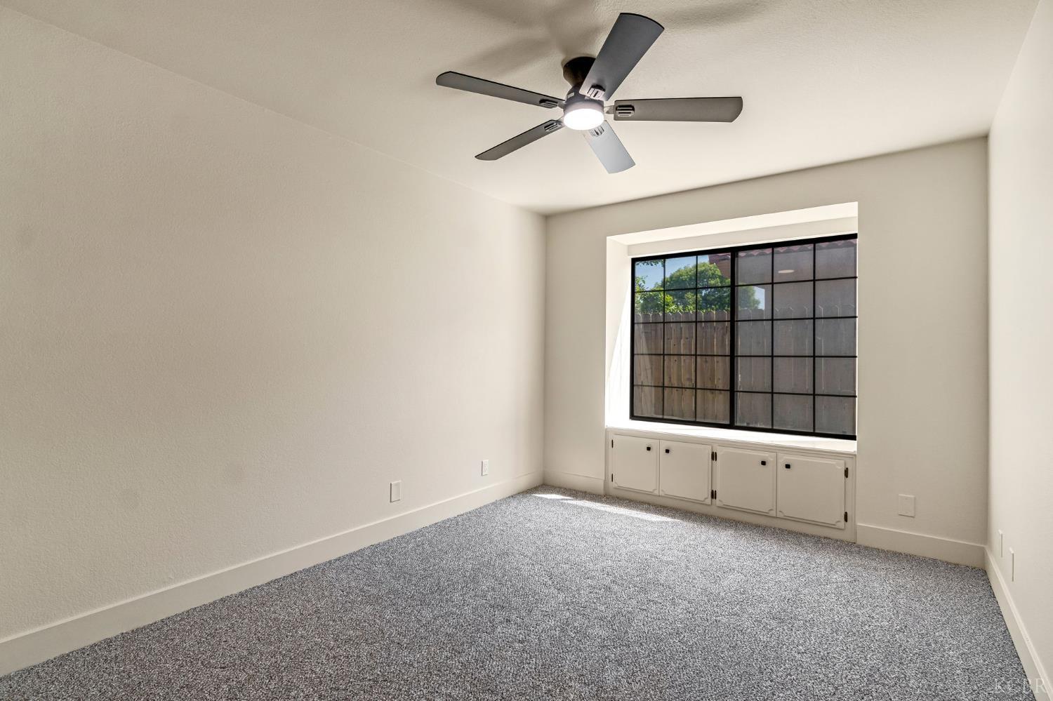 300 W Adrian Way, Hanford, CA 93230