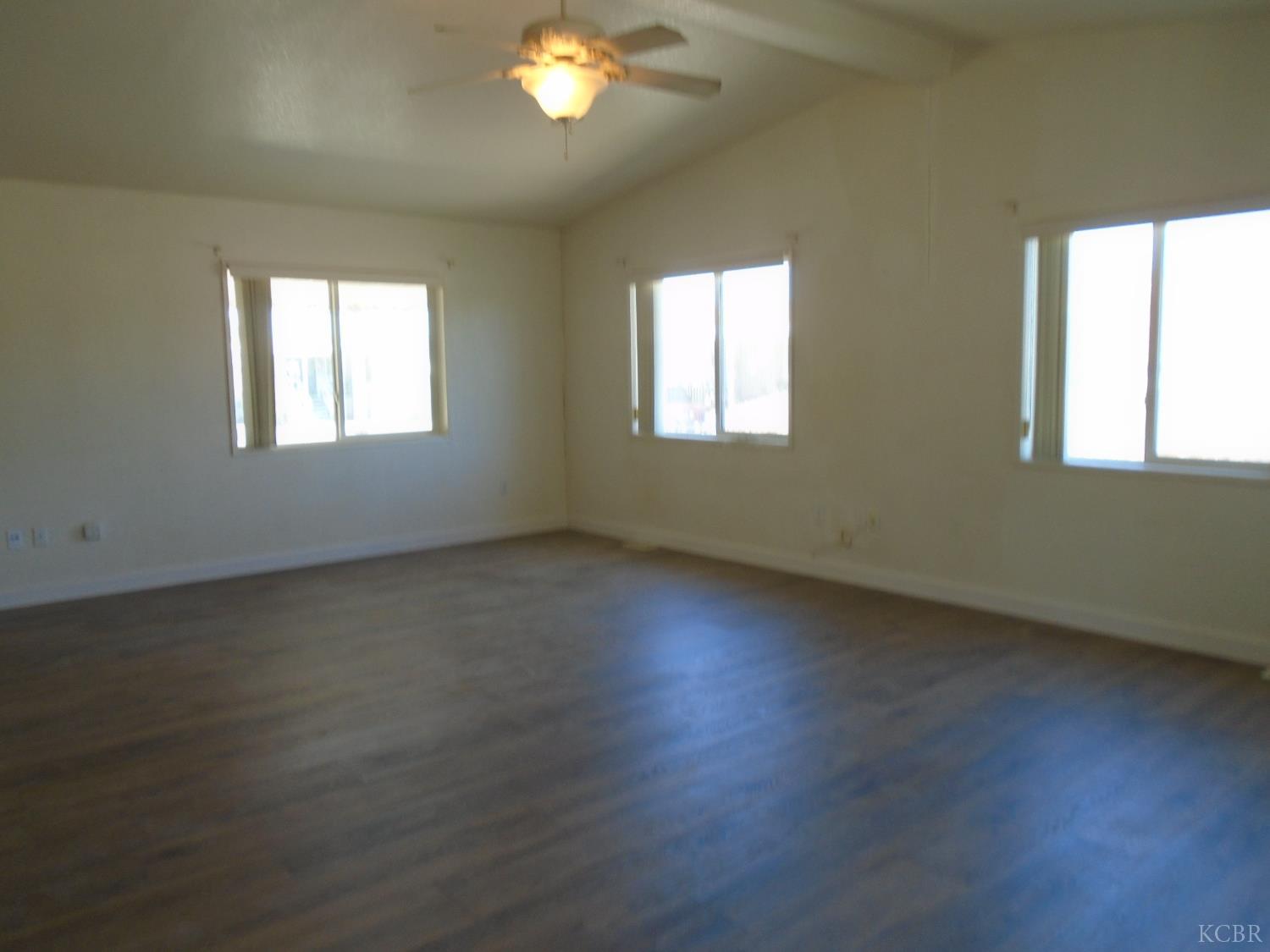 860 #36 E Grangeville Blvd, Hanford, CA 93230