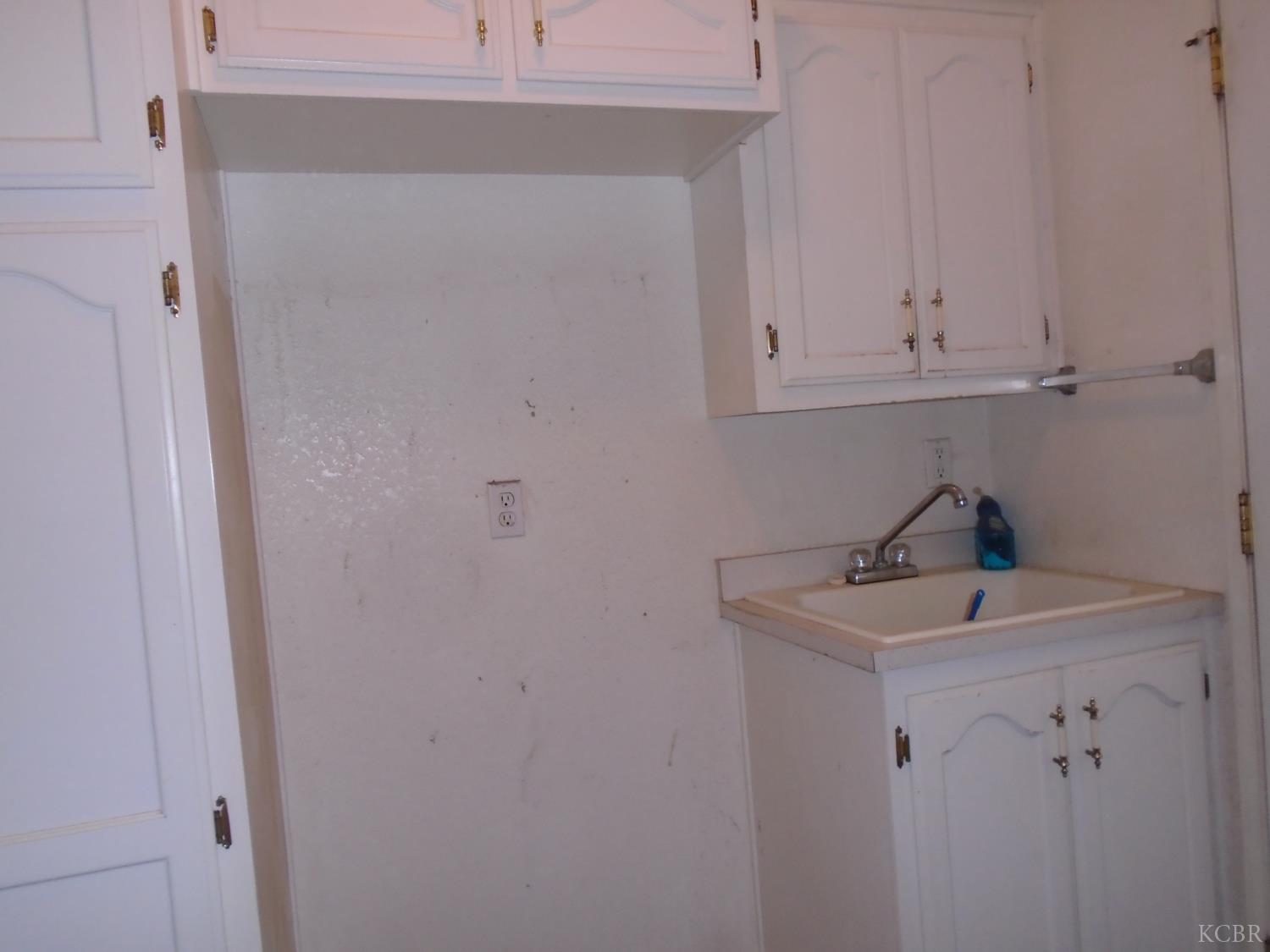 860 #36 E Grangeville Blvd, Hanford, CA 93230