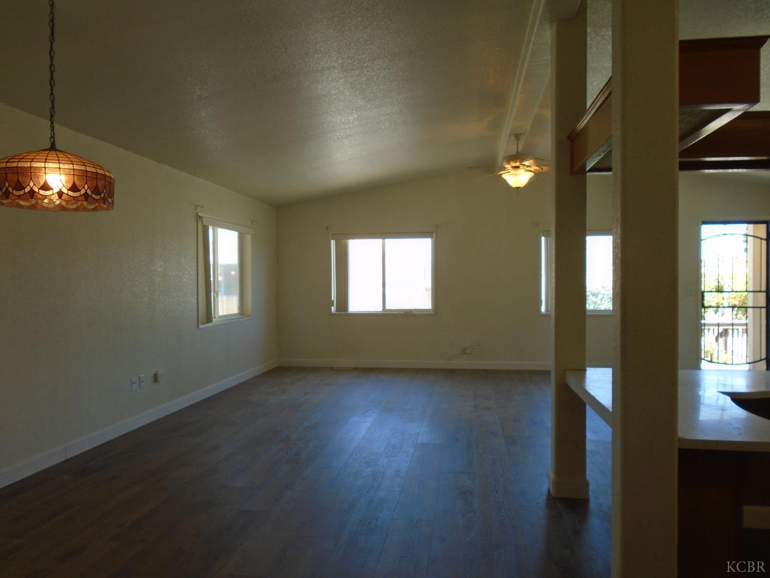 860 #36 E Grangeville Blvd, Hanford, CA 93230