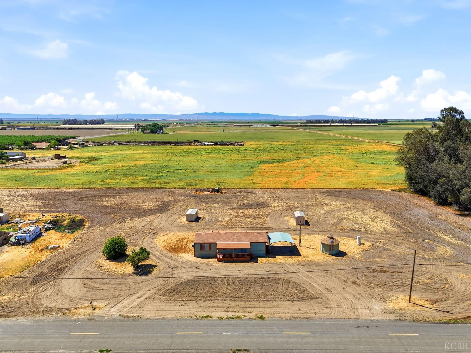 8866 23rd Ave, Lemoore, CA 93245