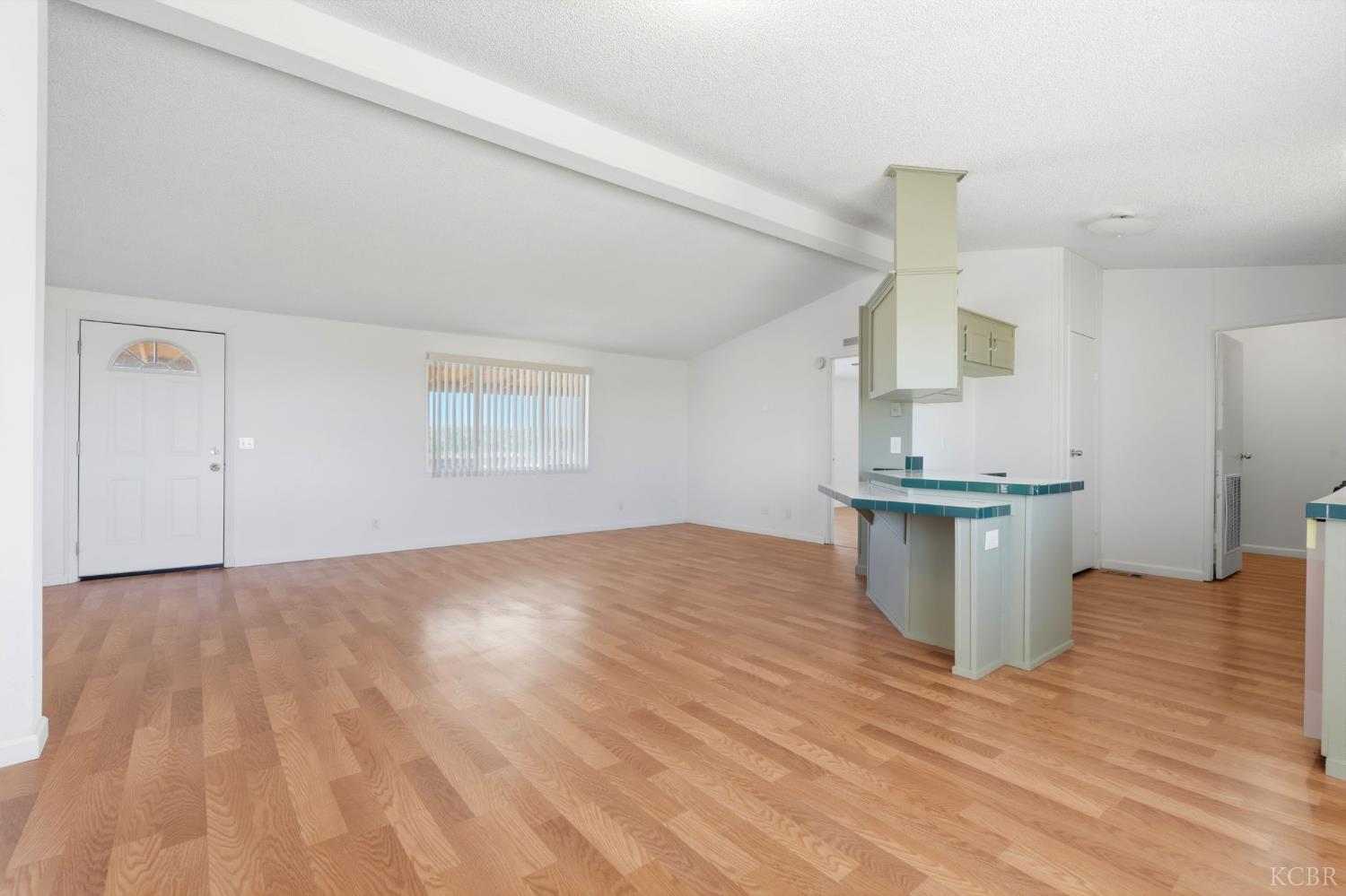 8866 23rd Ave, Lemoore, CA 93245