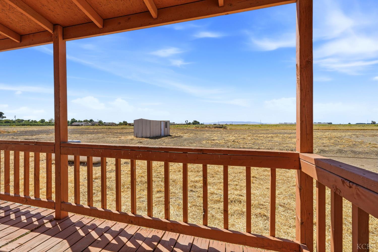 8866 23rd Ave, Lemoore, CA 93245