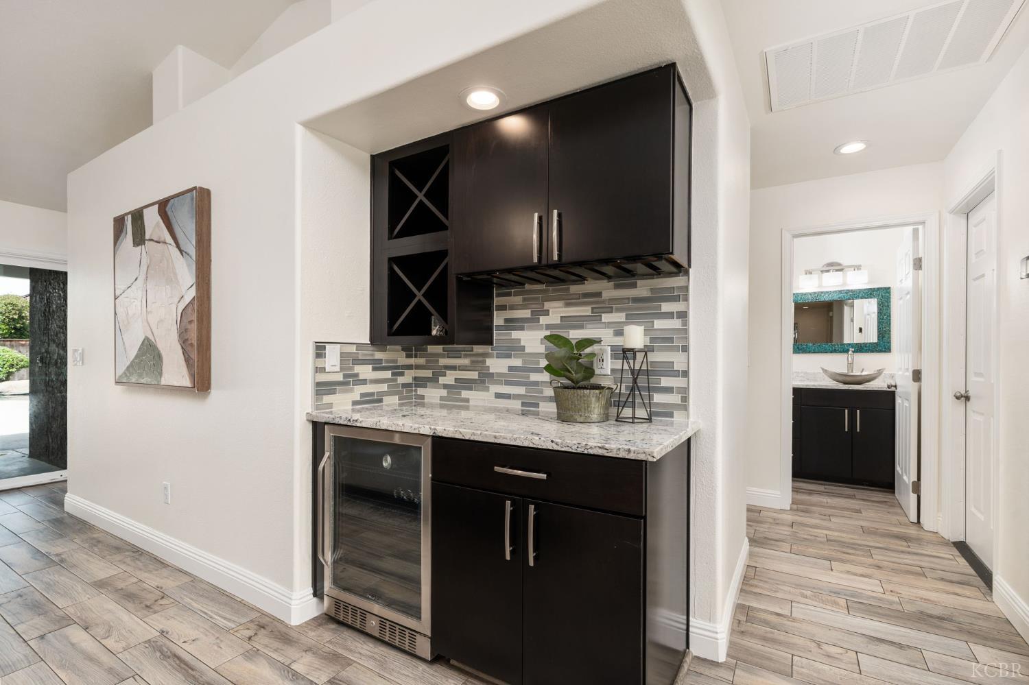 2371 Sophia Ln, Kingsburg, CA 93631