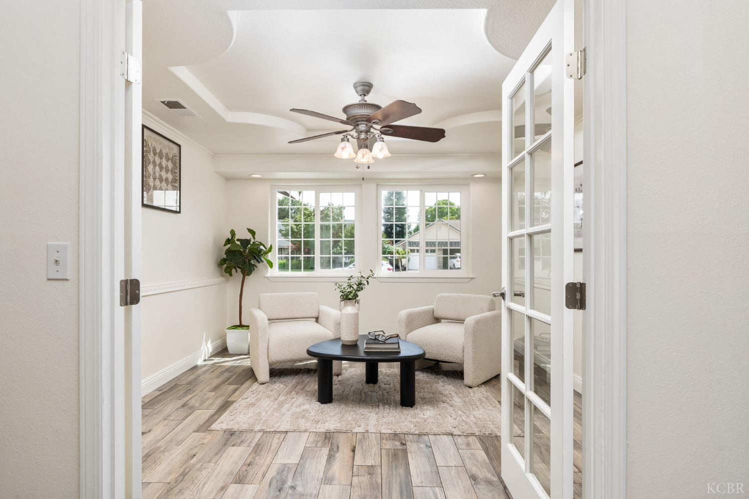 2371 Sophia Ln, Kingsburg, CA 93631