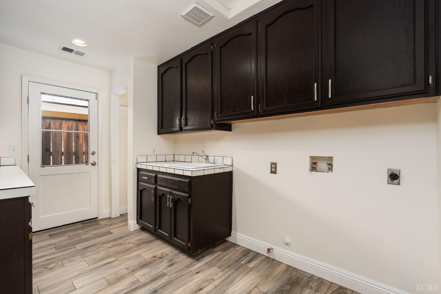 2371 Sophia Ln, Kingsburg, CA 93631