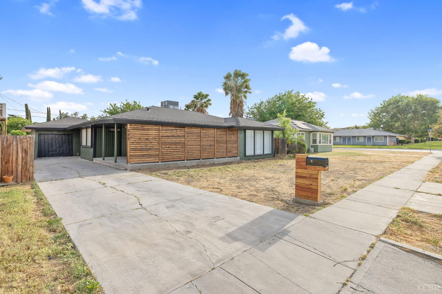 445 W Washington St, Coalinga, CA 93210