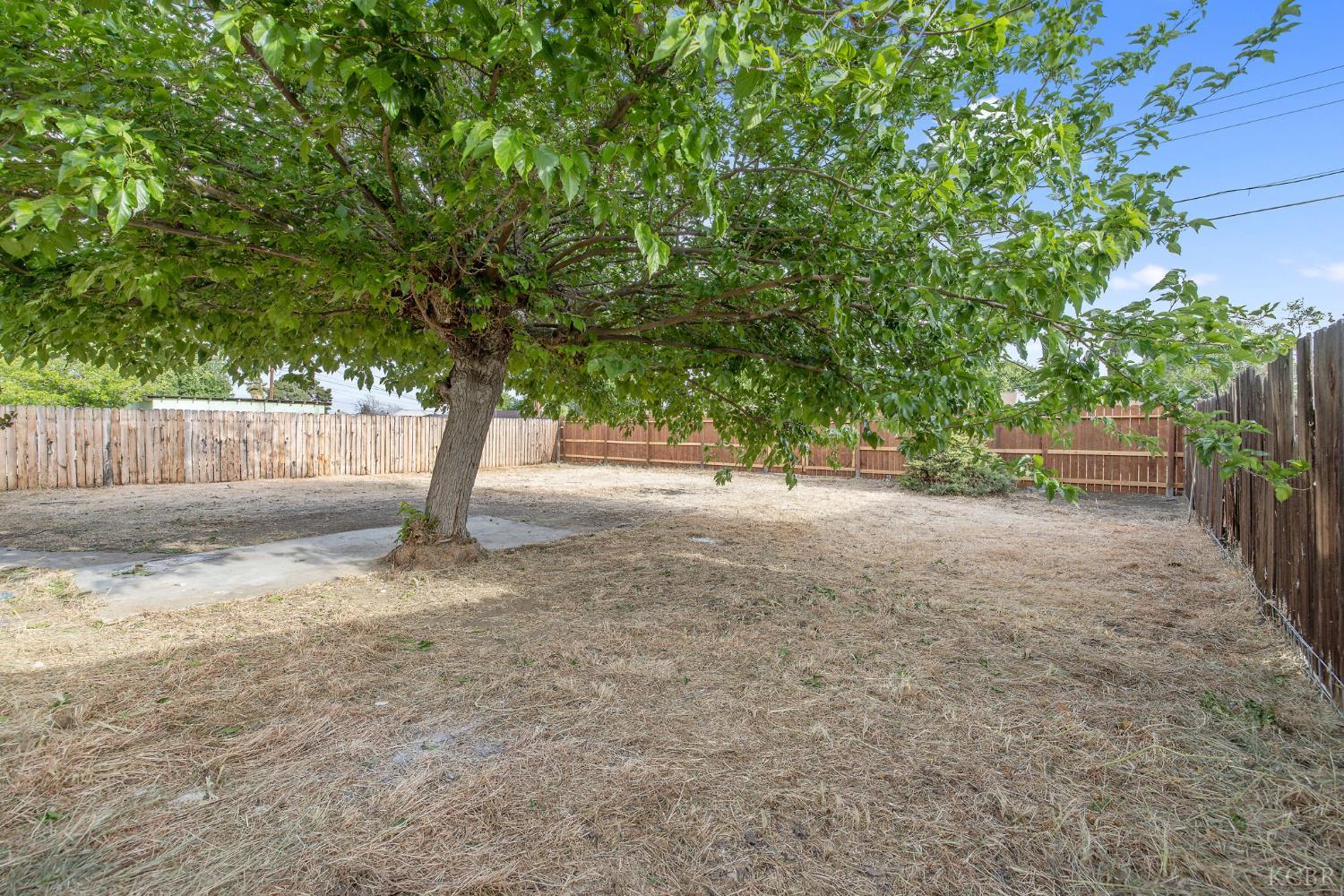 445 W Washington St, Coalinga, CA 93210