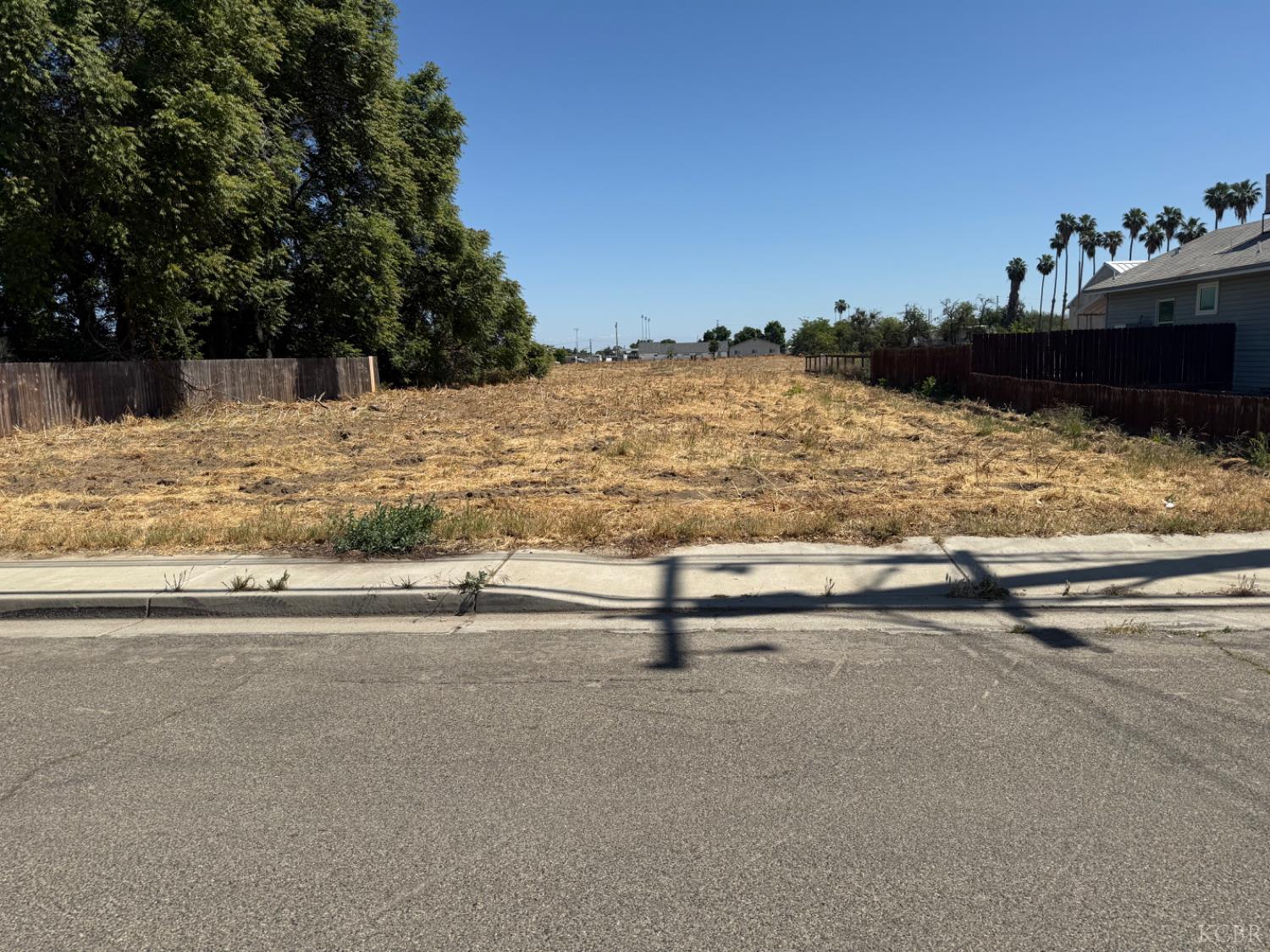 0 Champion St, Lemoore, CA 93245