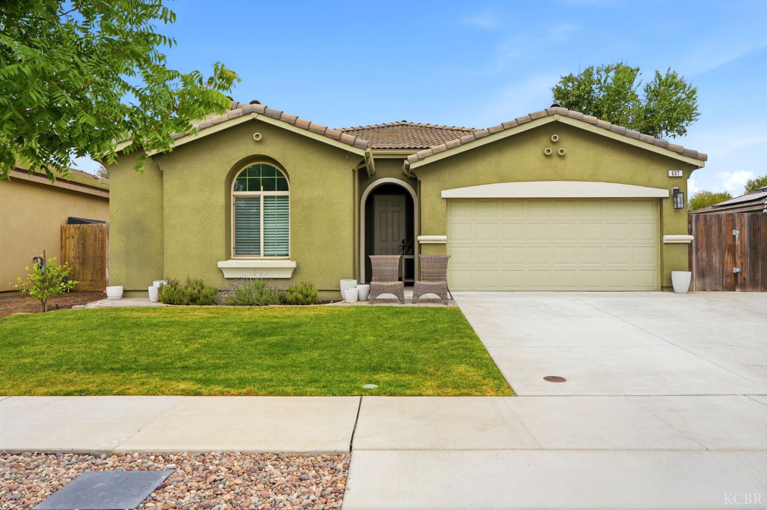 637 Melbourne Way, Lemoore, CA 93245