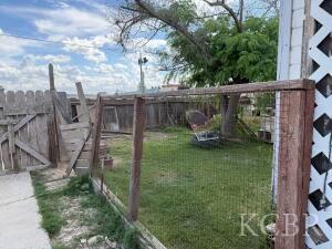 10696 Houston Ave, Hanford, CA 93230