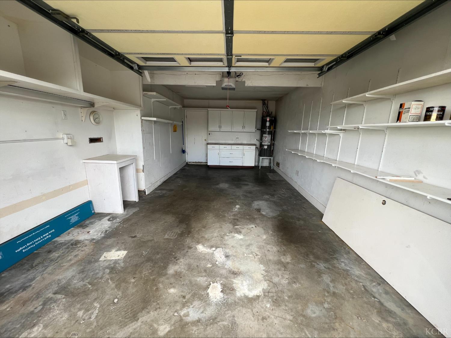 413 E Terrace Dr, Hanford, CA 93230