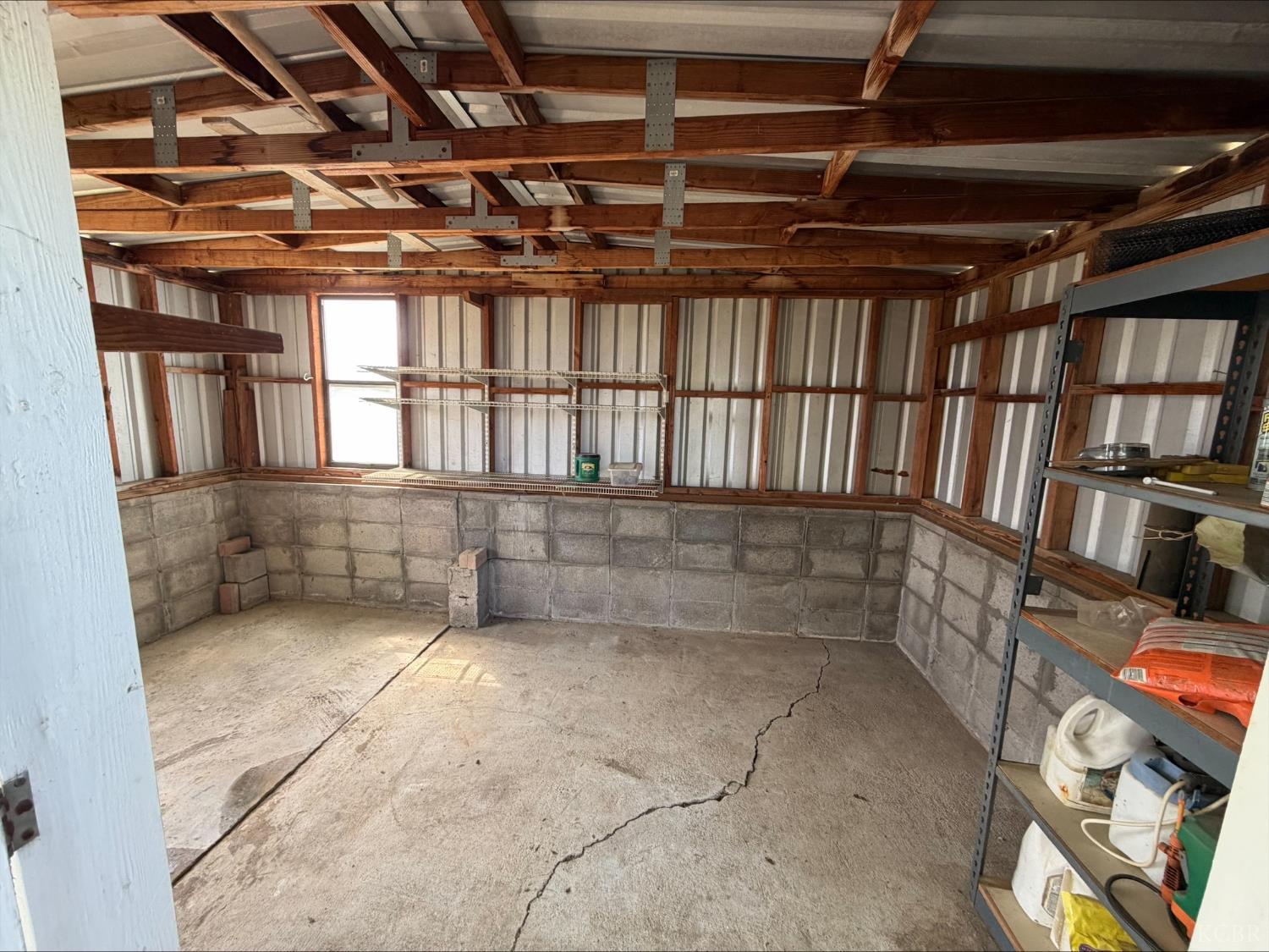 413 E Terrace Dr, Hanford, CA 93230